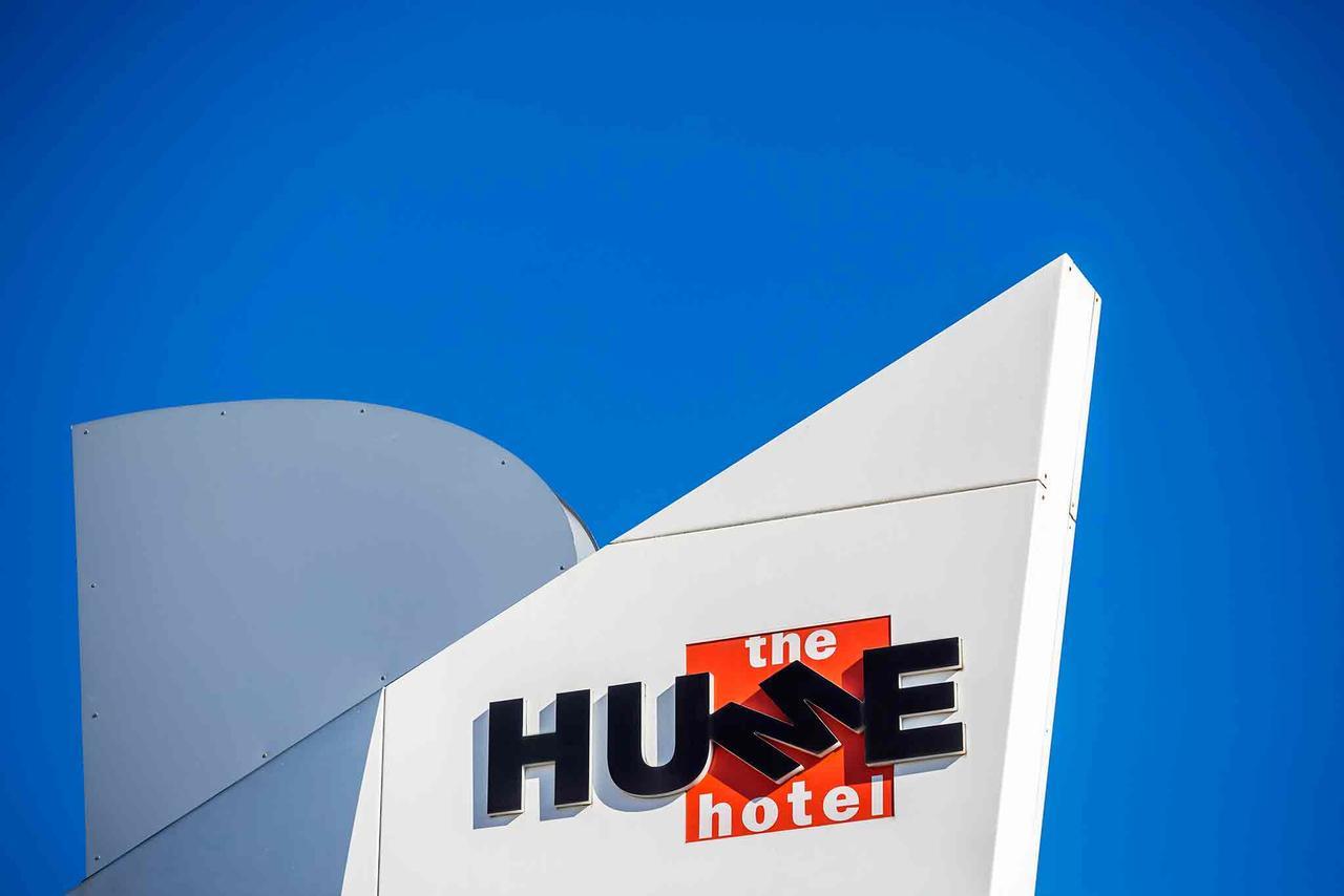 Nightcap At Hume Hotel Bankstown Buitenkant foto